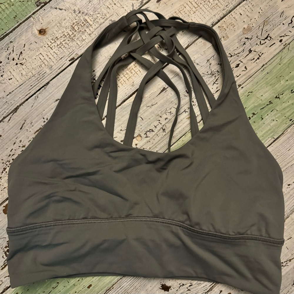 Lululemon Athletica Olive Green Sports Bra Size 8 EUC